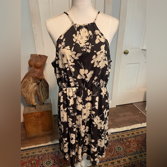 SHEIN Plus Floral Print Surplice Neck Cami Dress Black and White Multi NWOT 1XL - Picture 9 of 10